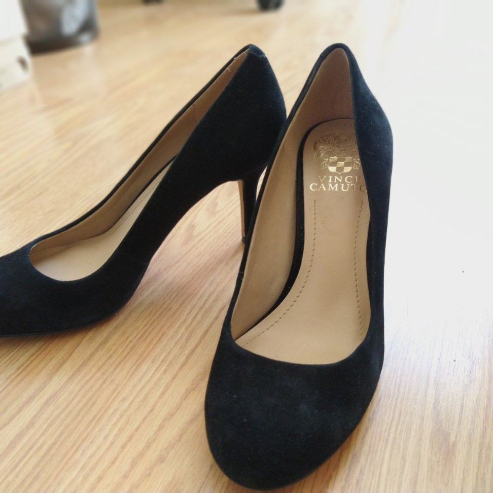 Black Nubuk Round Toe Real Leather Pumps/Heels/Stilettos by Vince Camuto